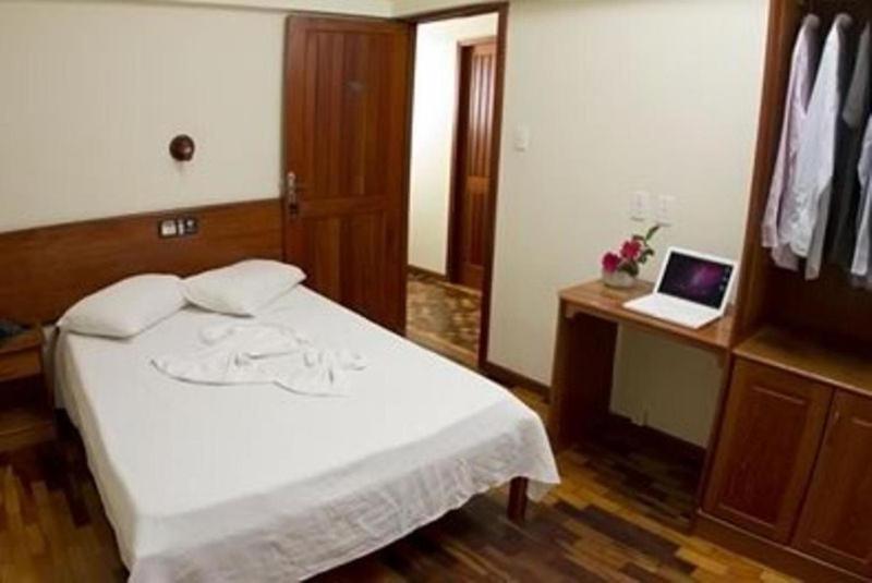 Acomodare Hotel- Sob Nova Direcao Tubarão Esterno foto